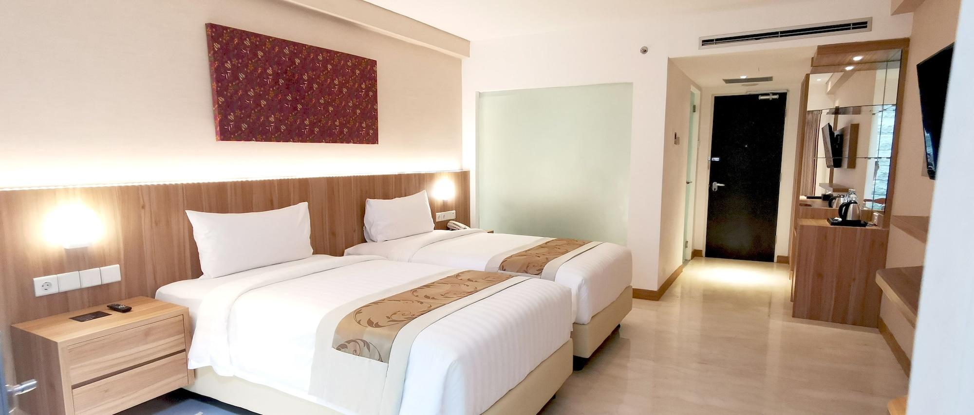 เดอะ แคปิตัล โฮเต็ล แอนด์ รีสอร์ต ซมินญะก์ Hotel เซมินยัค ภายนอก รูปภาพ