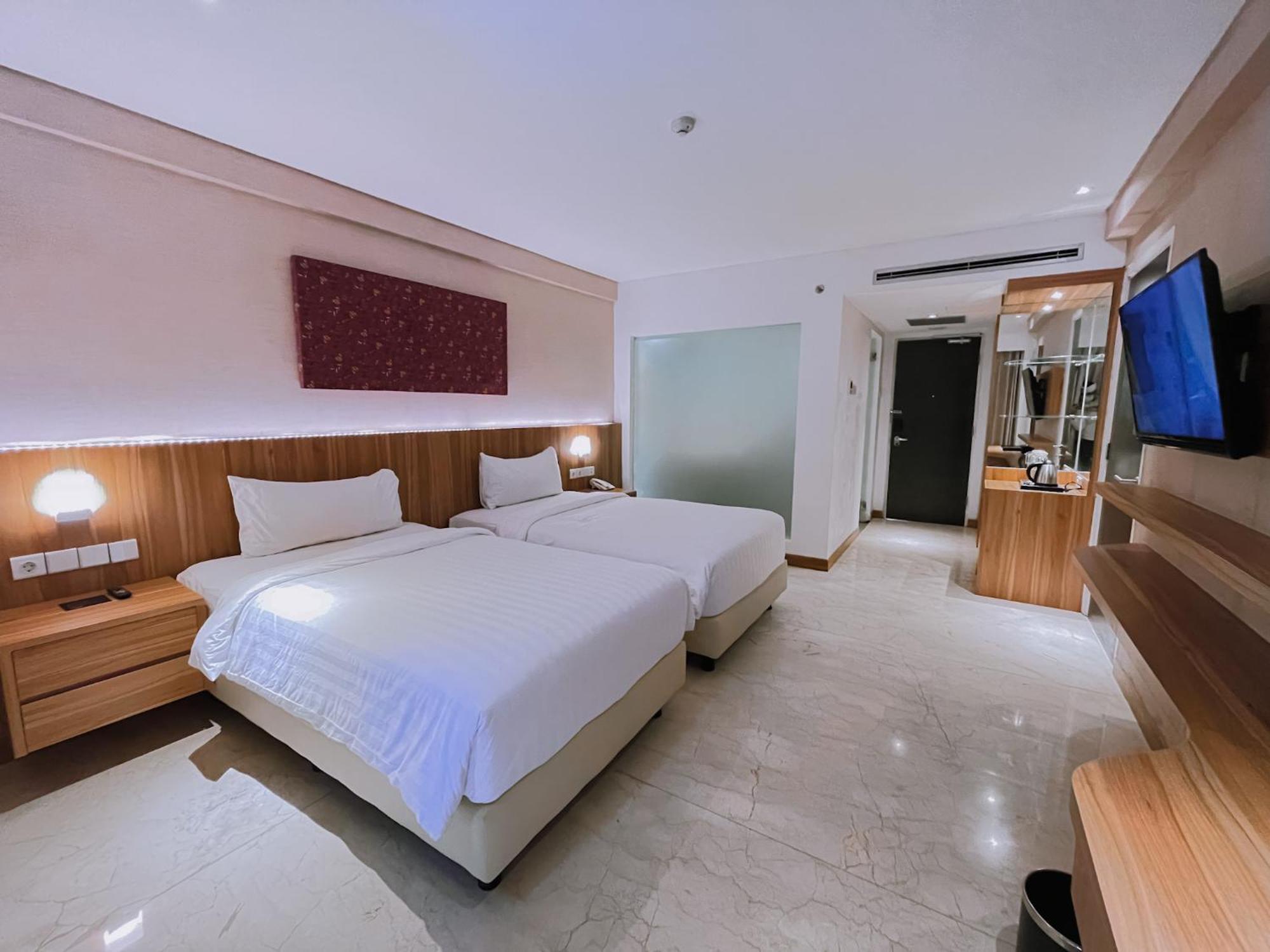 เดอะ แคปิตัล โฮเต็ล แอนด์ รีสอร์ต ซมินญะก์ Hotel เซมินยัค ภายนอก รูปภาพ